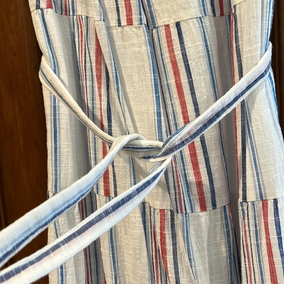 GAP Tiered Striped Midi Dress - Picture 8 of 11